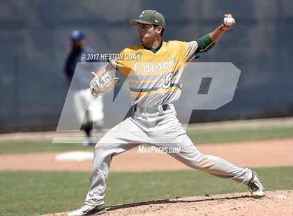 Thumbnail 3 in St. John Bosco vs. Edison (G2) photogallery.