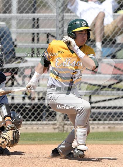 Thumbnail 3 in St. John Bosco vs. Edison (G2) photogallery.