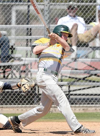Thumbnail 2 in St. John Bosco vs. Edison (G2) photogallery.
