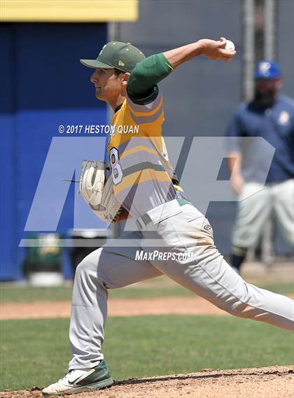 Thumbnail 3 in St. John Bosco vs. Edison (G2) photogallery.