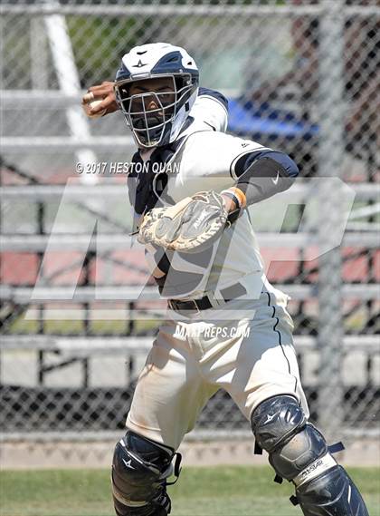 Thumbnail 1 in St. John Bosco vs. Edison (G2) photogallery.