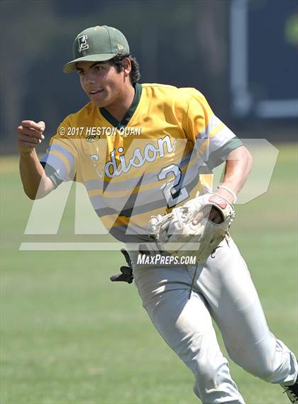 Thumbnail 1 in St. John Bosco vs. Edison (G2) photogallery.