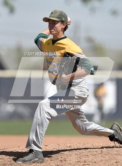 Thumbnail 3 in St. John Bosco vs. Edison (G2) photogallery.