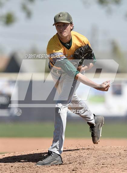Thumbnail 2 in St. John Bosco vs. Edison (G2) photogallery.