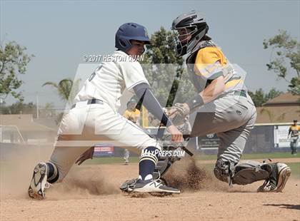 Thumbnail 3 in St. John Bosco vs. Edison (G2) photogallery.