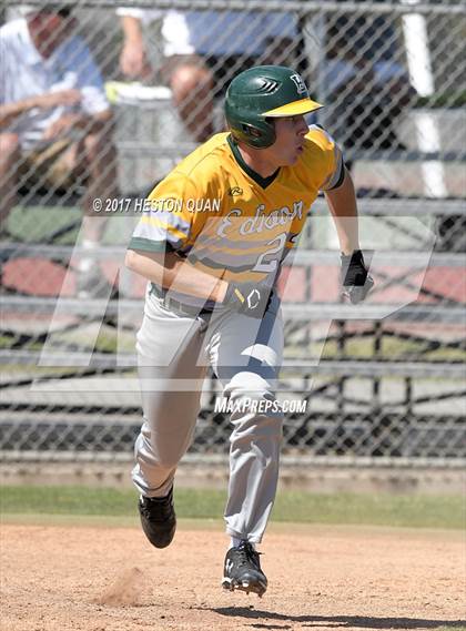 Thumbnail 3 in St. John Bosco vs. Edison (G2) photogallery.