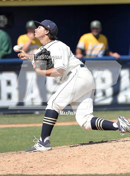 Thumbnail 1 in St. John Bosco vs. Edison (G2) photogallery.