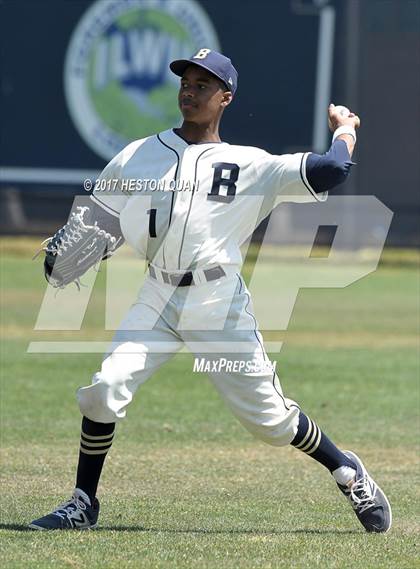 Thumbnail 2 in St. John Bosco vs. Edison (G2) photogallery.