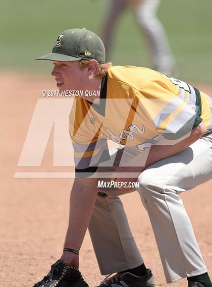 Thumbnail 2 in St. John Bosco vs. Edison (G2) photogallery.