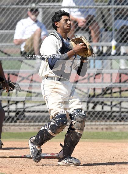 Thumbnail 3 in St. John Bosco vs. Edison (G2) photogallery.