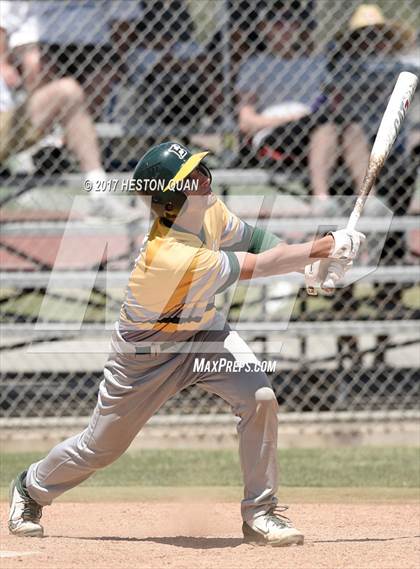 Thumbnail 3 in St. John Bosco vs. Edison (G2) photogallery.