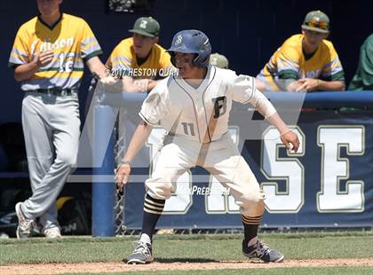 Thumbnail 1 in St. John Bosco vs. Edison (G2) photogallery.