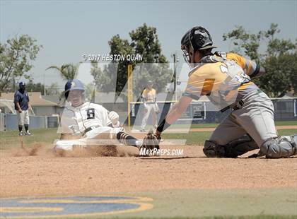 Thumbnail 2 in St. John Bosco vs. Edison (G2) photogallery.