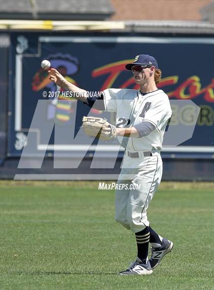 Thumbnail 3 in St. John Bosco vs. Edison (G2) photogallery.