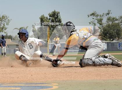 Thumbnail 3 in St. John Bosco vs. Edison (G2) photogallery.