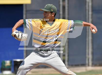 Thumbnail 2 in St. John Bosco vs. Edison (G2) photogallery.