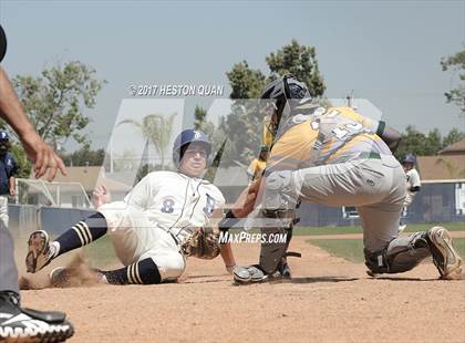 Thumbnail 3 in St. John Bosco vs. Edison (G2) photogallery.