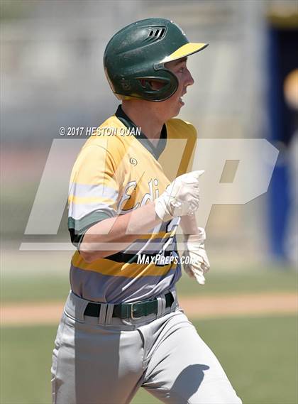 Thumbnail 3 in St. John Bosco vs. Edison (G2) photogallery.