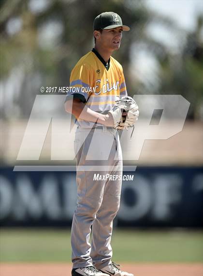 Thumbnail 2 in St. John Bosco vs. Edison (G2) photogallery.
