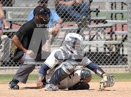 Thumbnail 2 in St. John Bosco vs. Edison (G2) photogallery.