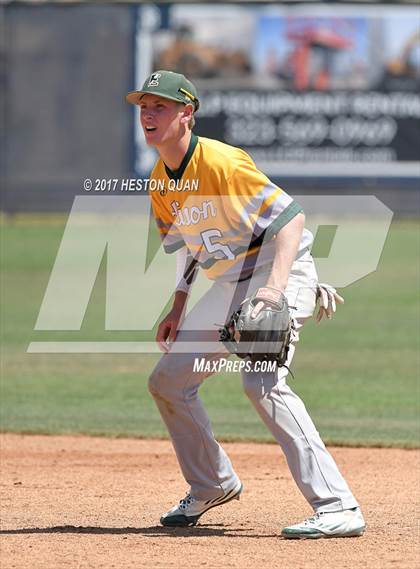 Thumbnail 1 in St. John Bosco vs. Edison (G2) photogallery.
