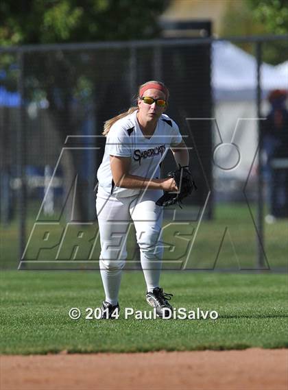 Thumbnail 2 in Fossil Ridge vs. Castle View  (CHSAA 5A Semi-Final) photogallery.