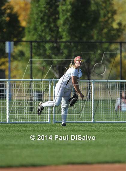 Thumbnail 2 in Fossil Ridge vs. Castle View  (CHSAA 5A Semi-Final) photogallery.