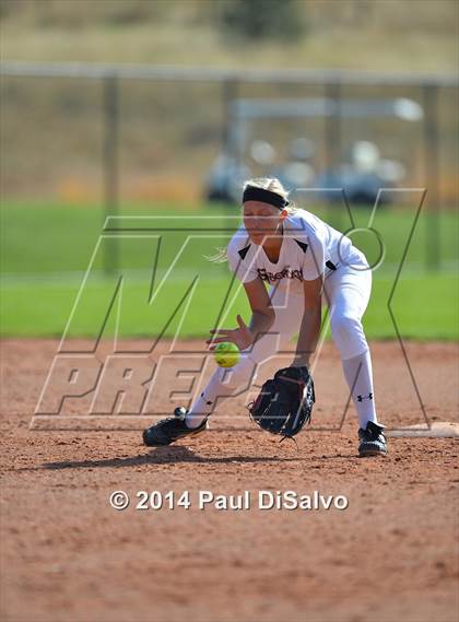Thumbnail 1 in Fossil Ridge vs. Castle View  (CHSAA 5A Semi-Final) photogallery.