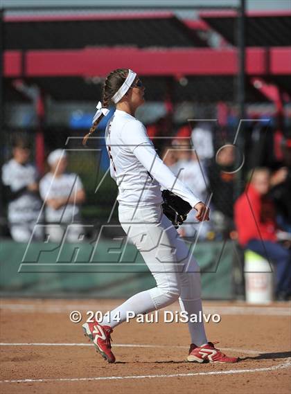 Thumbnail 2 in Fossil Ridge vs. Castle View  (CHSAA 5A Semi-Final) photogallery.