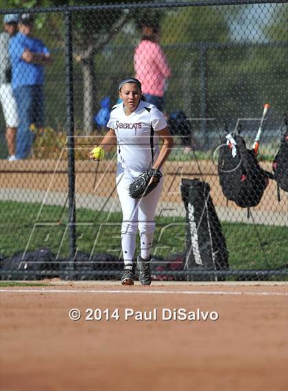 Thumbnail 1 in Fossil Ridge vs. Castle View  (CHSAA 5A Semi-Final) photogallery.