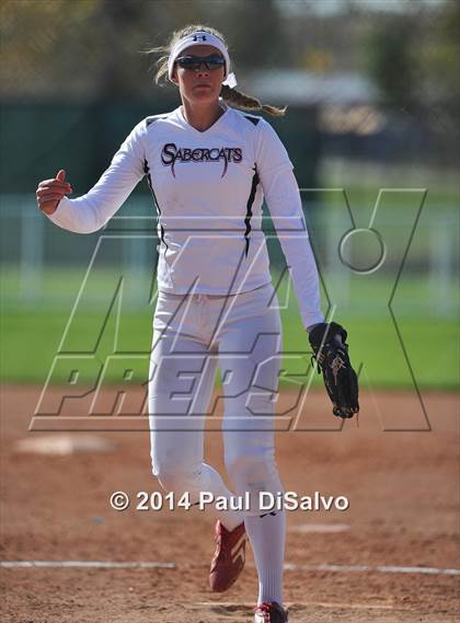 Thumbnail 1 in Fossil Ridge vs. Castle View  (CHSAA 5A Semi-Final) photogallery.