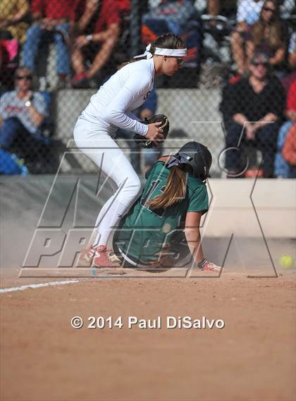 Thumbnail 3 in Fossil Ridge vs. Castle View  (CHSAA 5A Semi-Final) photogallery.