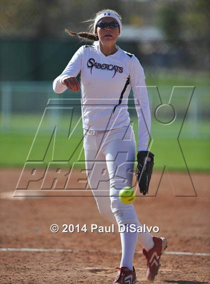 Thumbnail 3 in Fossil Ridge vs. Castle View  (CHSAA 5A Semi-Final) photogallery.
