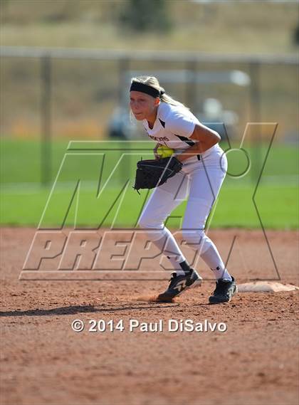 Thumbnail 2 in Fossil Ridge vs. Castle View  (CHSAA 5A Semi-Final) photogallery.