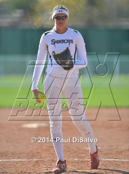 Thumbnail 1 in Fossil Ridge vs. Castle View  (CHSAA 5A Semi-Final) photogallery.