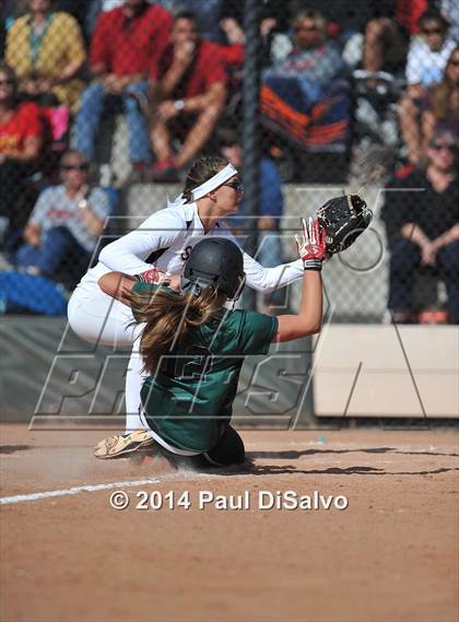 Thumbnail 2 in Fossil Ridge vs. Castle View  (CHSAA 5A Semi-Final) photogallery.