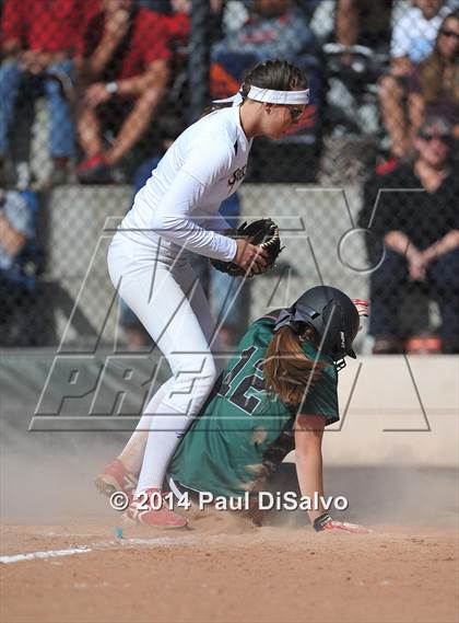 Thumbnail 1 in Fossil Ridge vs. Castle View  (CHSAA 5A Semi-Final) photogallery.