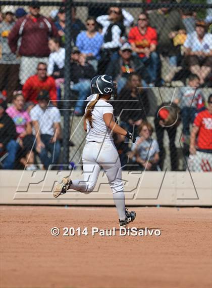 Thumbnail 1 in Fossil Ridge vs. Castle View  (CHSAA 5A Semi-Final) photogallery.