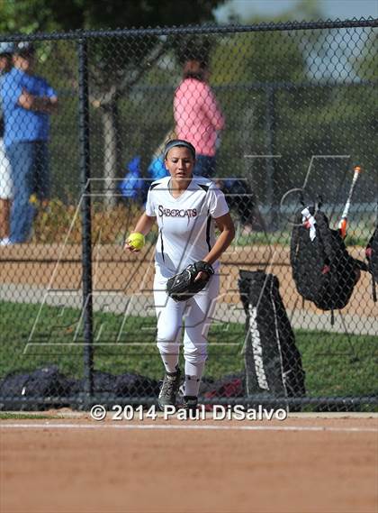 Thumbnail 3 in Fossil Ridge vs. Castle View  (CHSAA 5A Semi-Final) photogallery.