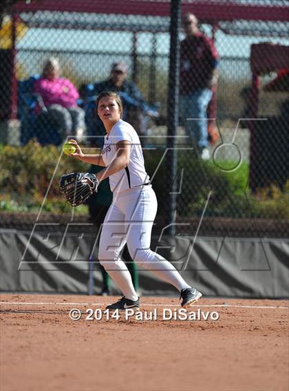 Thumbnail 1 in Fossil Ridge vs. Castle View  (CHSAA 5A Semi-Final) photogallery.