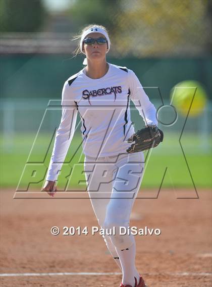 Thumbnail 2 in Fossil Ridge vs. Castle View  (CHSAA 5A Semi-Final) photogallery.