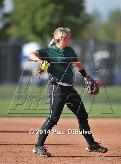 Thumbnail 3 in Fossil Ridge vs. Castle View  (CHSAA 5A Semi-Final) photogallery.