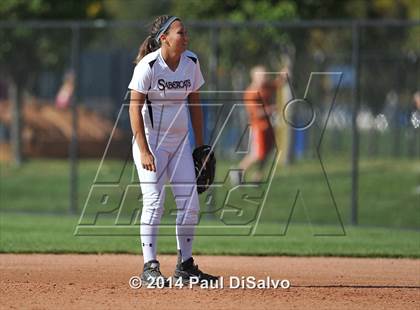 Thumbnail 2 in Fossil Ridge vs. Castle View  (CHSAA 5A Semi-Final) photogallery.