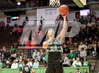 Thumbnail 1 in Yorktown vs. New Castle (IHSAA 3A Section 24 Semifinal) photogallery.