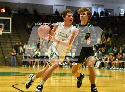 Thumbnail 2 in Yorktown vs. New Castle (IHSAA 3A Section 24 Semifinal) photogallery.