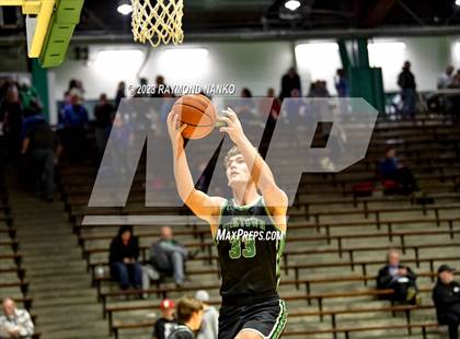 Thumbnail 2 in Yorktown vs. New Castle (IHSAA 3A Section 24 Semifinal) photogallery.
