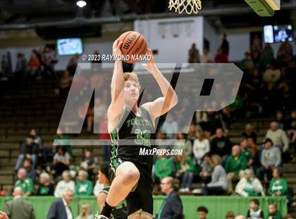 Thumbnail 2 in Yorktown vs. New Castle (IHSAA 3A Section 24 Semifinal) photogallery.