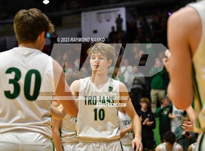 Thumbnail 2 in Yorktown vs. New Castle (IHSAA 3A Section 24 Semifinal) photogallery.
