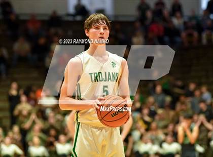 Thumbnail 1 in Yorktown vs. New Castle (IHSAA 3A Section 24 Semifinal) photogallery.