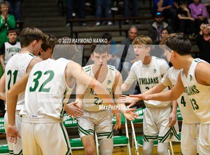 Thumbnail 1 in Yorktown vs. New Castle (IHSAA 3A Section 24 Semifinal) photogallery.